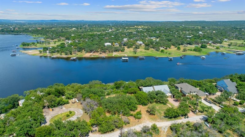 509 Nomad DR, Spicewood, TX 78669