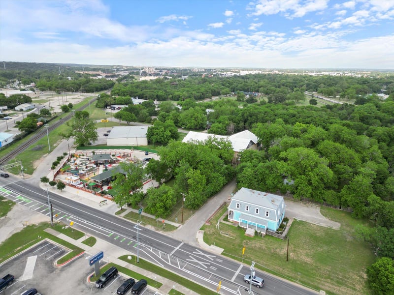 321 Lbj DR, San Marcos, TX 78666