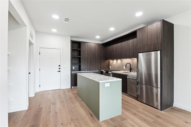 2209 1st ST #217, Austin, TX 78704