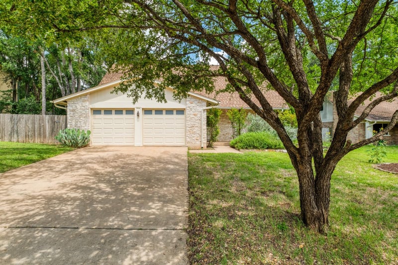 12015 Carmel Park LN, Austin, TX 78727