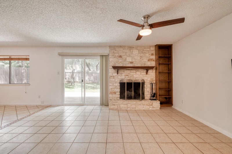 12015 Carmel Park LN, Austin, TX 78727