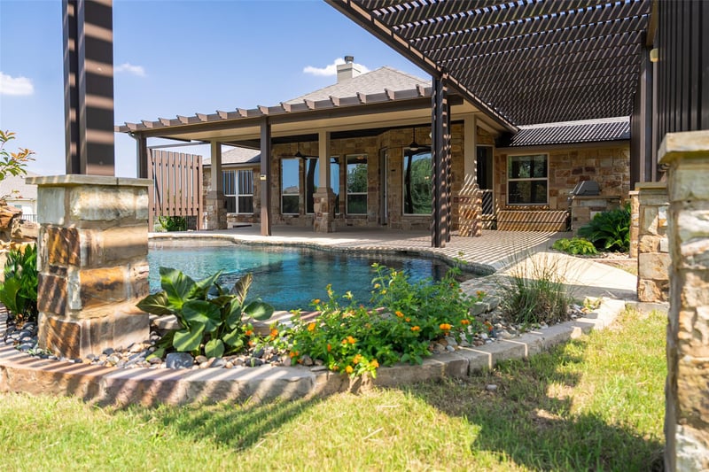 2641 Great Owl Ps, Leander, TX 78641
