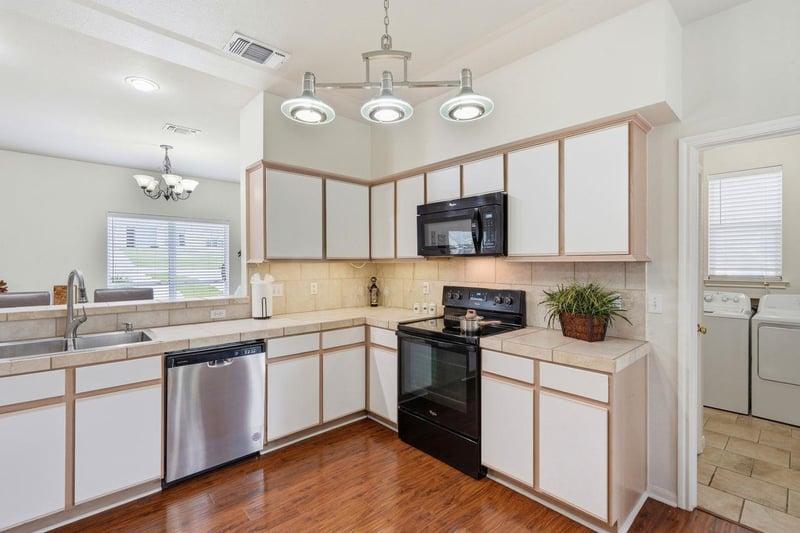 267 Mooring CIR #A, Lakeway, TX 78734