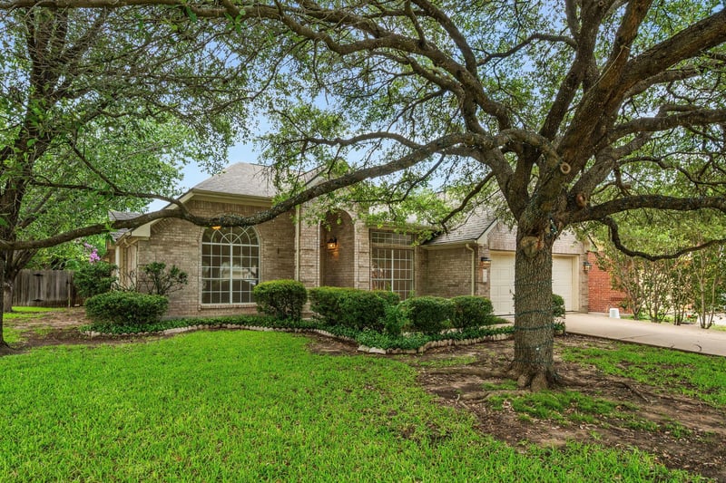 707 Ridge View DR, Leander, TX 78641