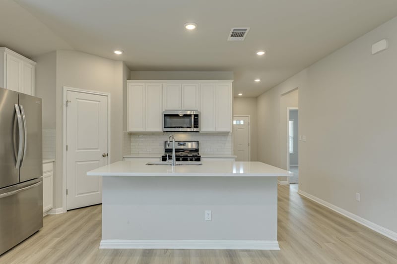 900 Main ST, Hutto, TX 78634