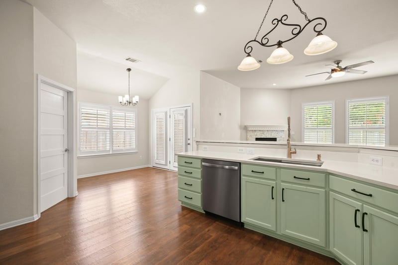 2413 Lou John ST, Austin, TX 78727