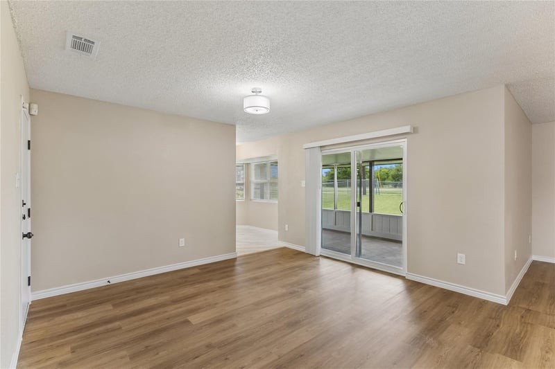 5905 Dan DR, Killeen, TX 76543