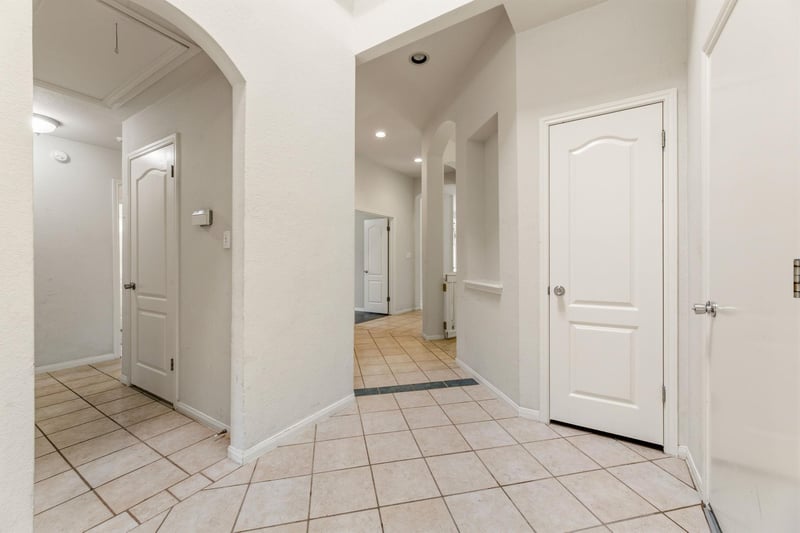 406 Bellaire Oaks DR, Pflugerville, TX 78660