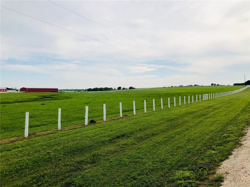 5300 County Road 424, Taylor, TX 76574