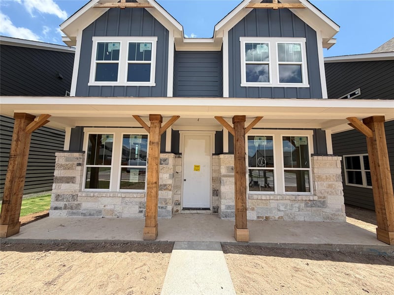 304 Leeland DR, Liberty Hill, TX 78642