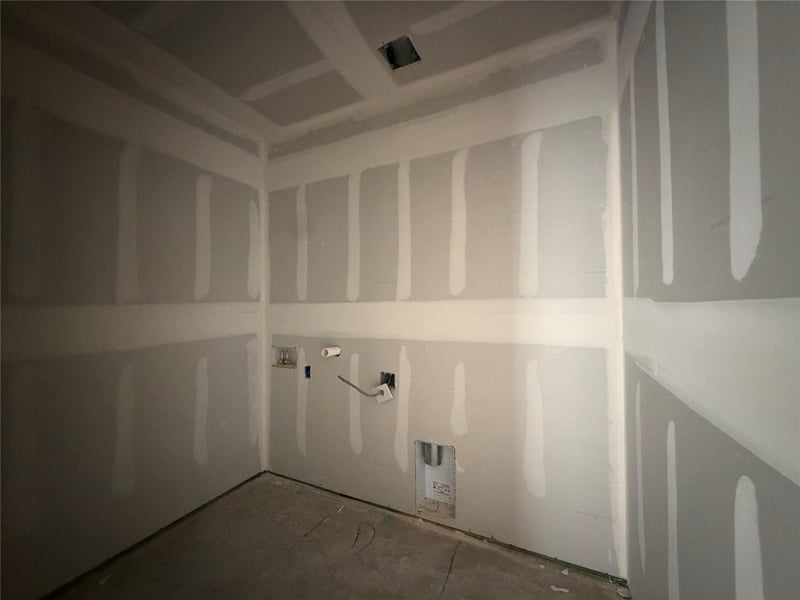 138 Arlington Park Loop, Hutto, TX 78634