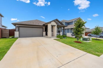 516 Loriner Way, Liberty Hill, TX 78642