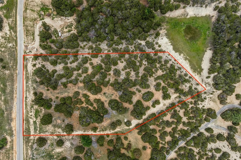 439 Vail River RD, Dripping Springs, TX 78620