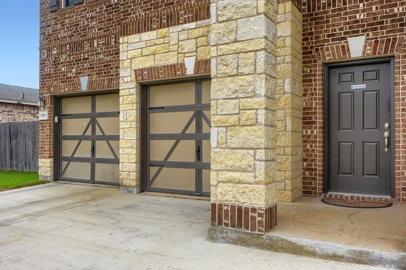 1513 Foxglove DR, Lockhart, TX 78644