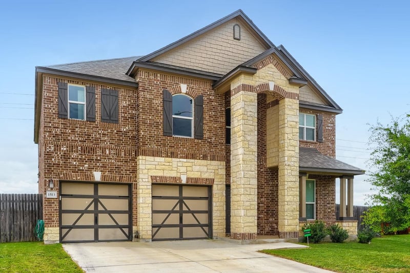 1513 Foxglove DR, Lockhart, TX 78644