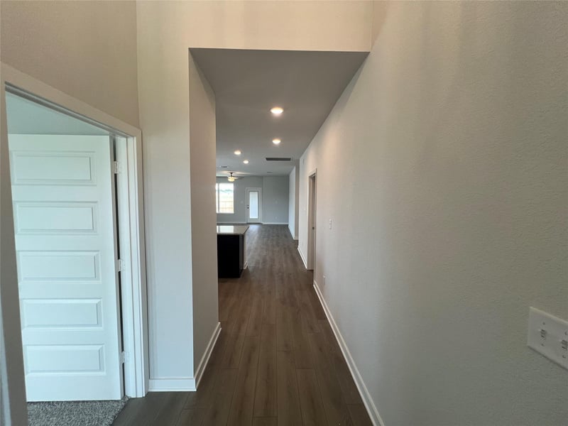 240 Gus Loop, Georgetown, TX 78626