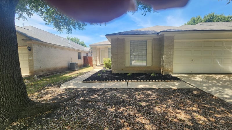 3920 Whitey Ford Way, Round Rock, TX 78665