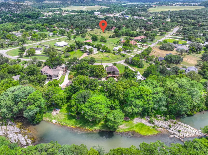 641 Rainbow RDG, Canyon Lake, TX 78133