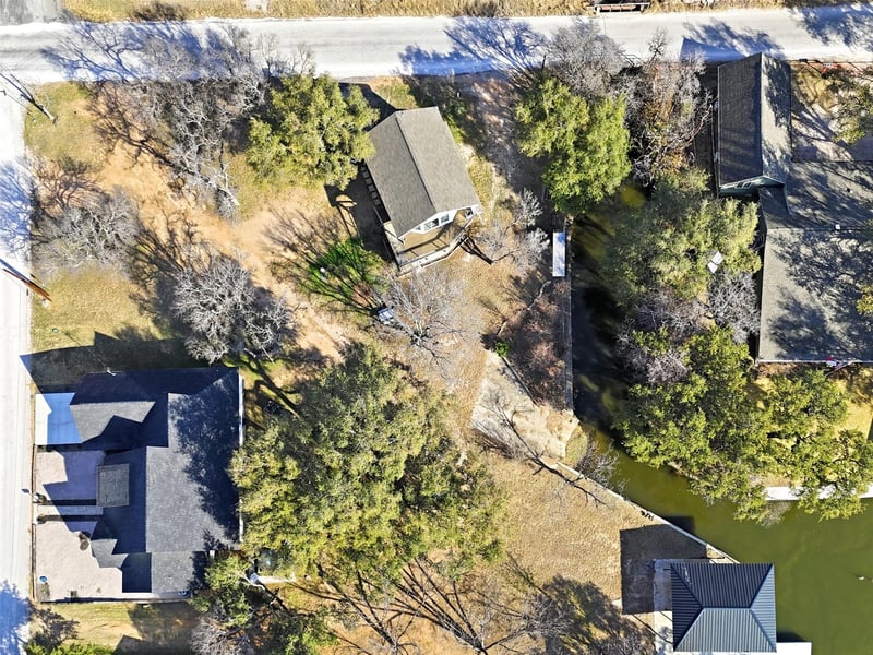 610 Williams Lakeshore, Kingsland, TX 78639