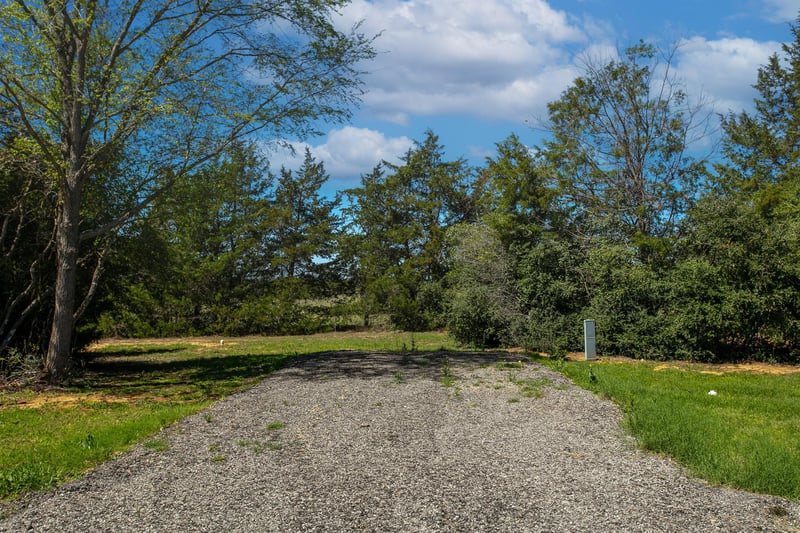 9405 Fm 60 , Caldwell, TX 77836