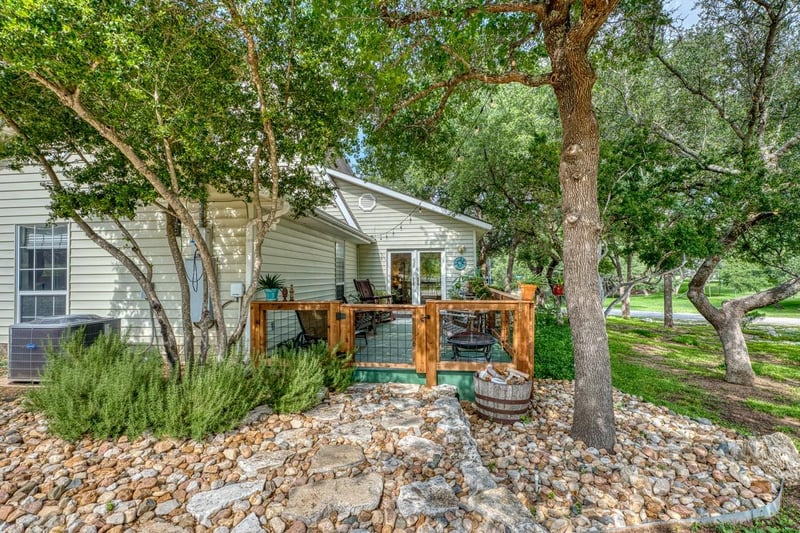 1106 Shorewood DR, Granite Shoals, TX 78654