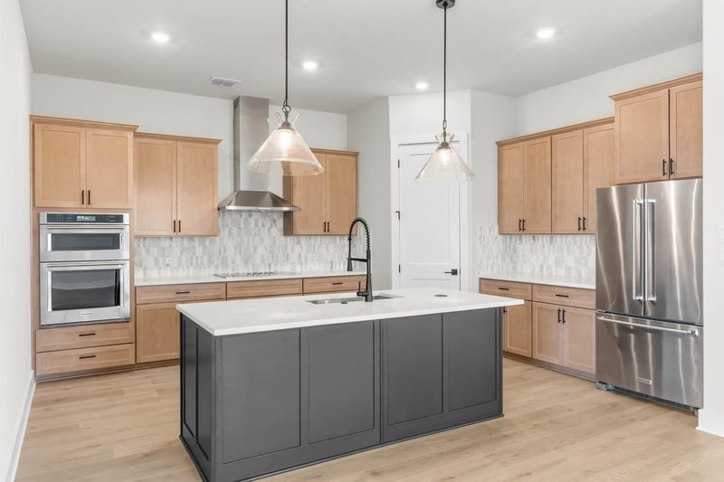 305 Luna Blue LN, Jarrell, TX 76537