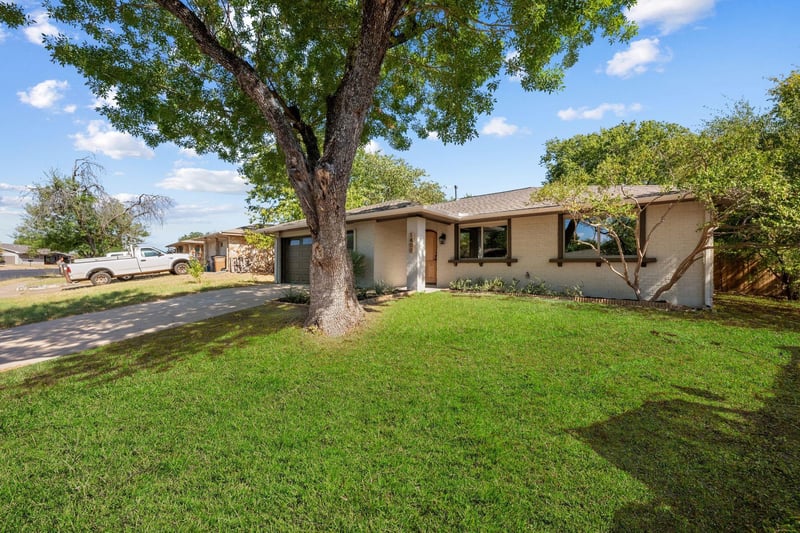 1400 Cripple Creek DR, Austin, TX 78758