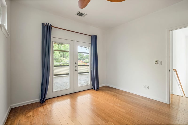 2202 Garden ST #B, Austin, TX 78702