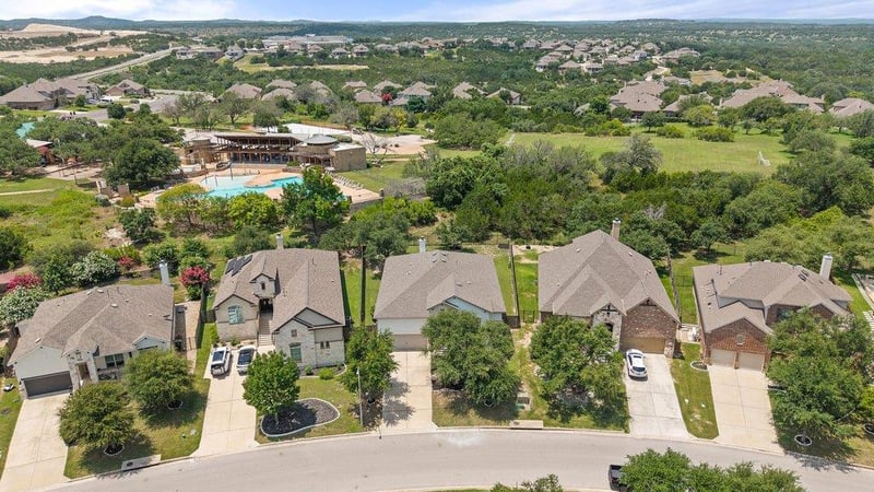 5433 Texas Bluebell DR, Spicewood, TX 78669