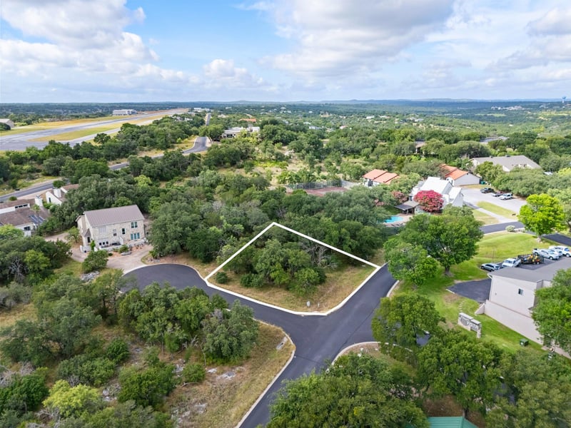 301 Out Yonder, Horseshoe Bay, TX 78657