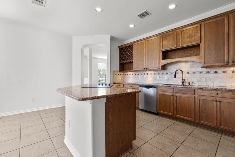 1635 Bayland ST, Round Rock, TX 78664