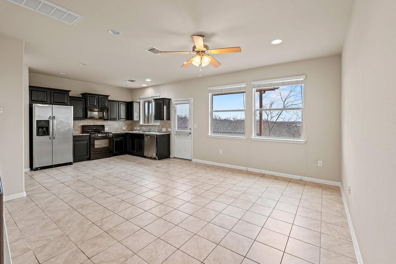 1001 Zodiac LN #11, Round Rock, TX 78665