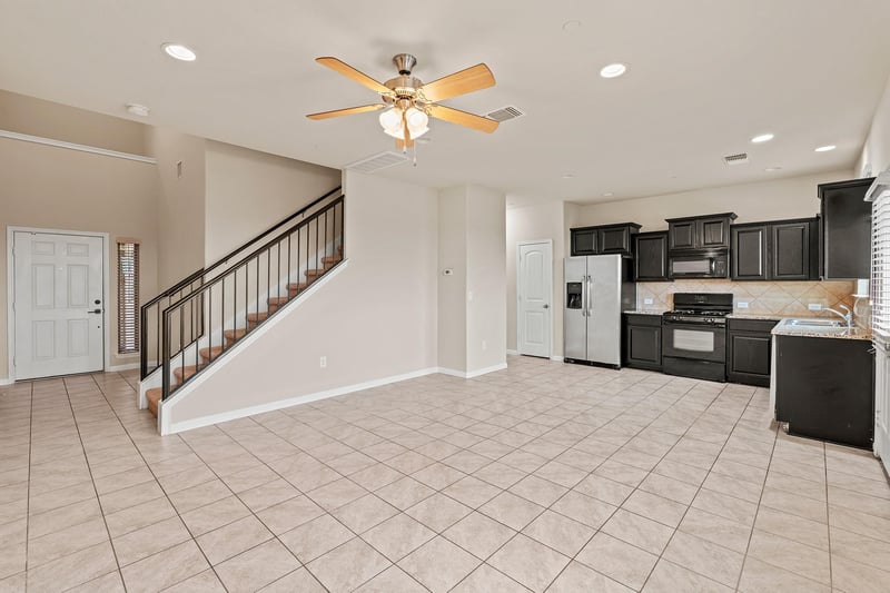 1001 Zodiac LN #11, Round Rock, TX 78665