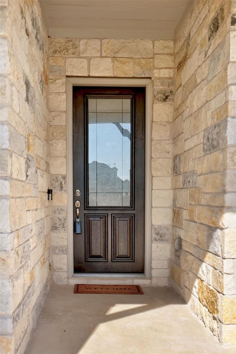 4306 Frankfurt LN, Round Rock, TX 78665
