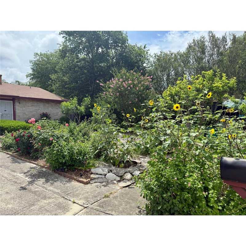 5935 Lake Champlain ST, San Antonio, TX 78233