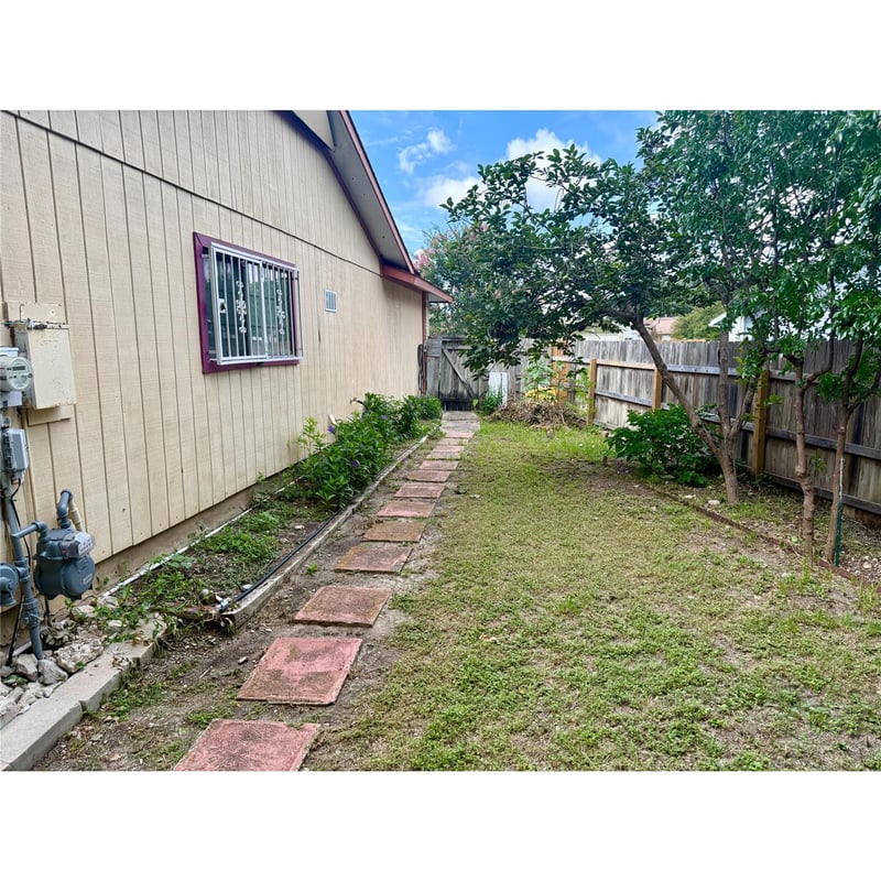 5935 Lake Champlain ST, San Antonio, TX 78233