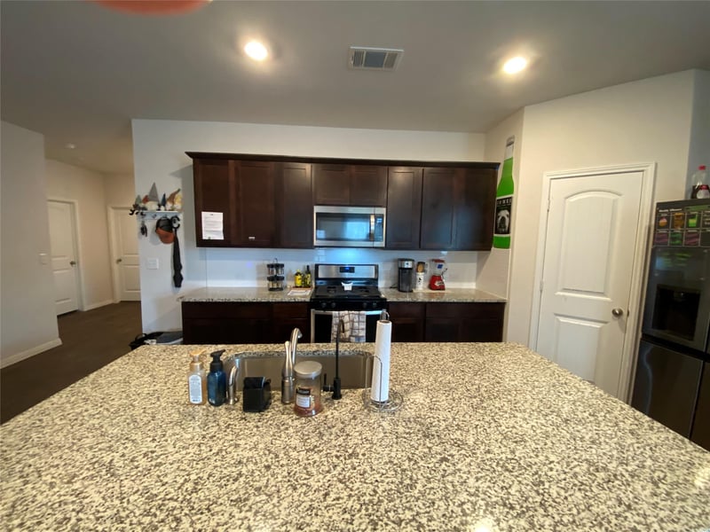 924 Vogel DR, Georgetown, TX 78626
