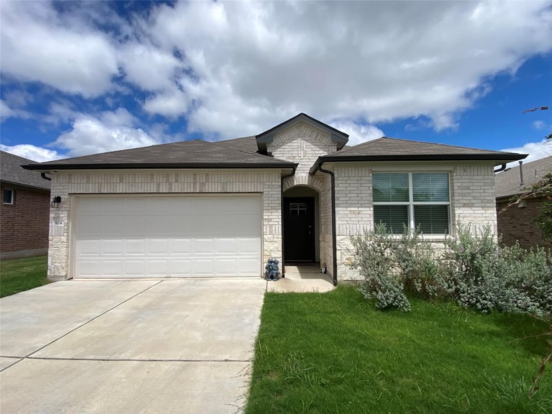 924 Vogel DR, Georgetown, TX 78626