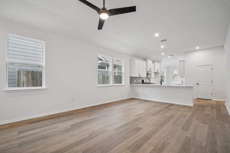 509 Porter Country PKWY, Buda, TX 78610