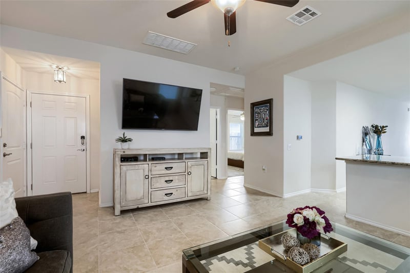 7216 Razors Edge DR, Austin, TX 78744