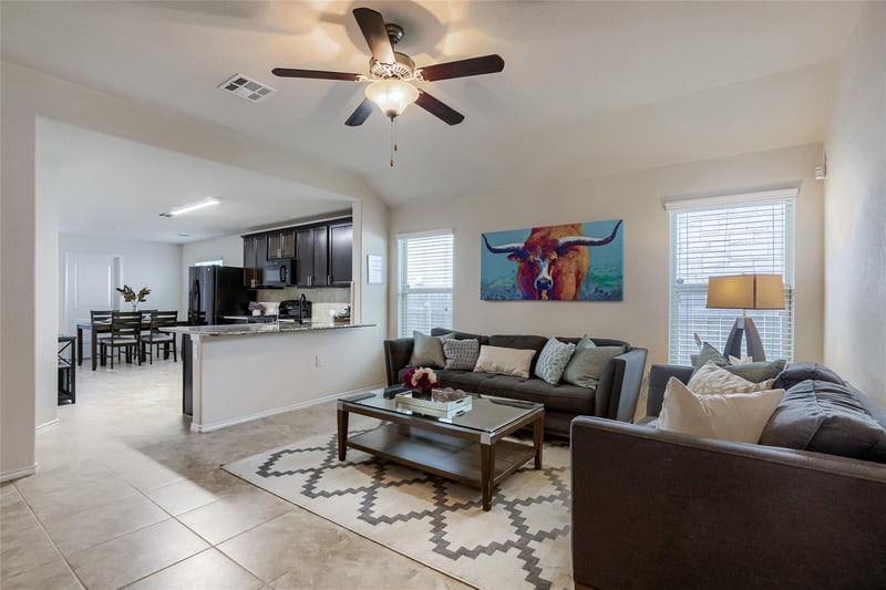 7216 Razors Edge DR, Austin, TX 78744