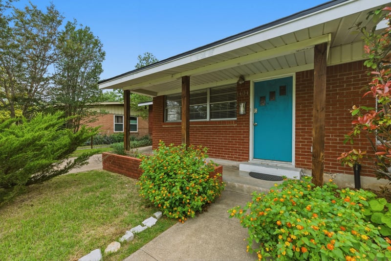 1404 Cloverleaf DR, Austin, TX 78723