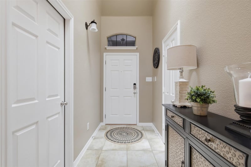 2568 Santa Barbara Loop, Round Rock, TX 78665