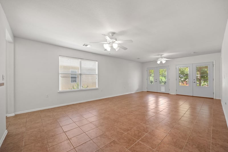 522 Salt Creek LN, Georgetown, TX 78633