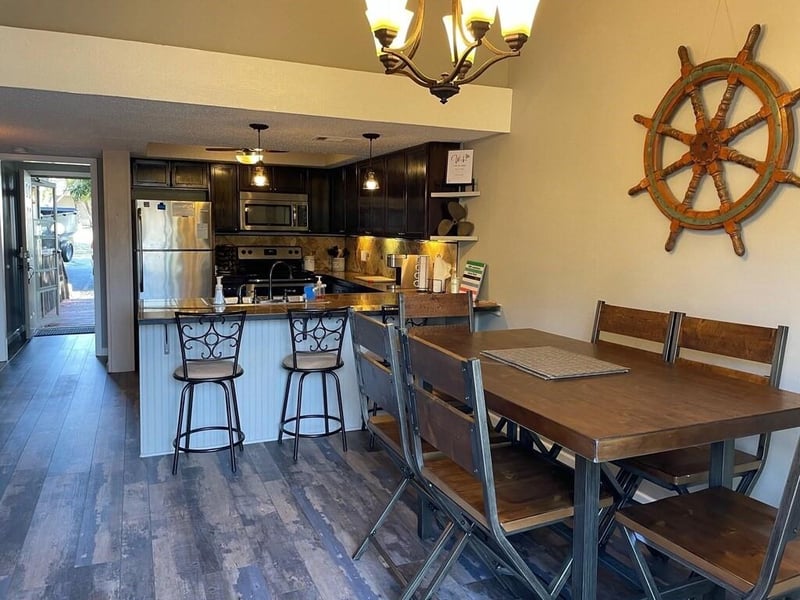 329 Venture BLVD S, Point Venture, TX 78645