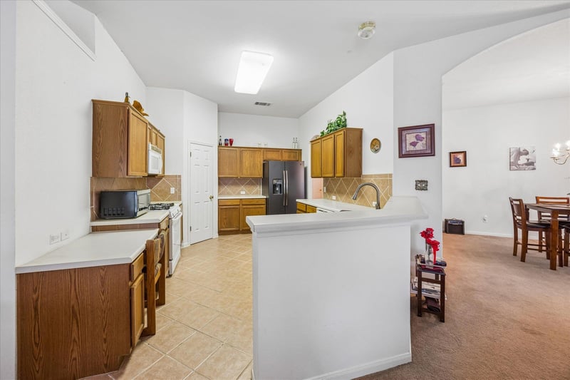 1836 White Indigo TRL, Round Rock, TX 78665