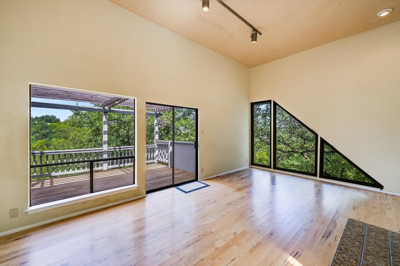 8804 Mountain Path CIR, Austin, TX 78759