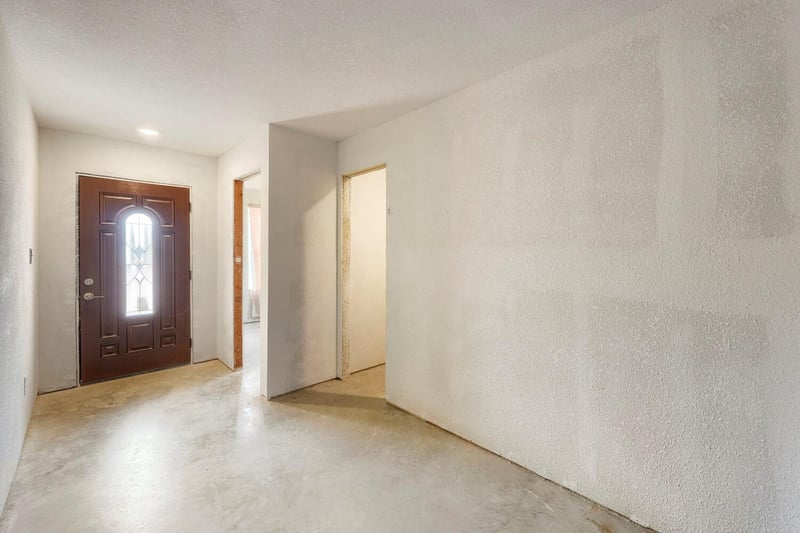 2705 Cory LN, Spicewood, TX 78669