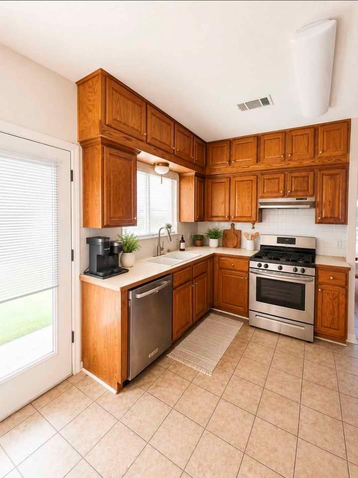 1716 Ramona CIR, San Marcos, TX 78666