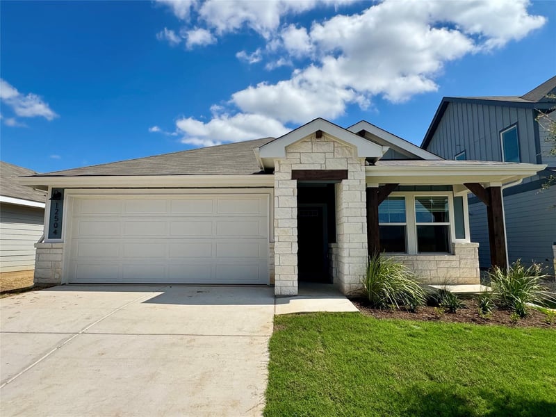 12504 Saint Thomas DR, Del Valle, TX 78617